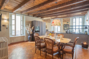 Pantero Apartment by Rent All Como Como